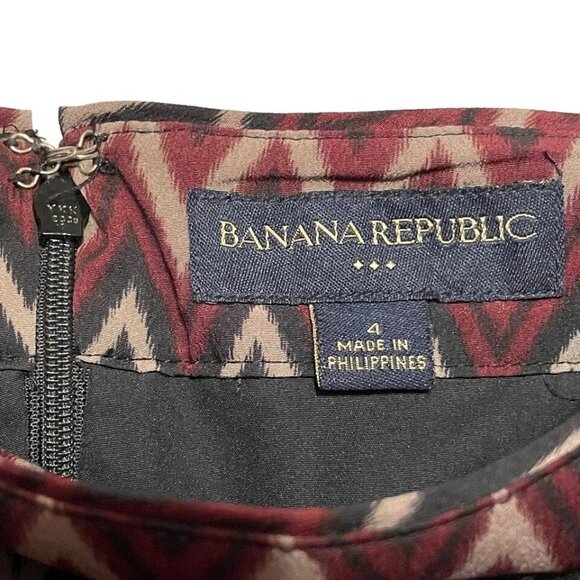 🍀 Banana Republic Maroon Black Zig Zag Tie Front Short Casual A-Line Skirt 4 - Picture 5 of 5